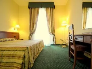 King Rose Hotel 3*
